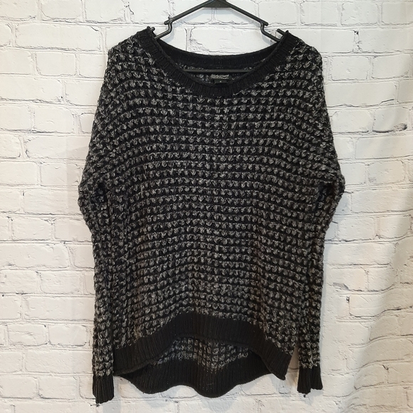 Lucky Brand Open Weave Black and Gray Sweater SM - Picture 10 of 12